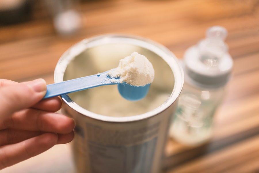 Limportance du lait dans l'alimentation de bb